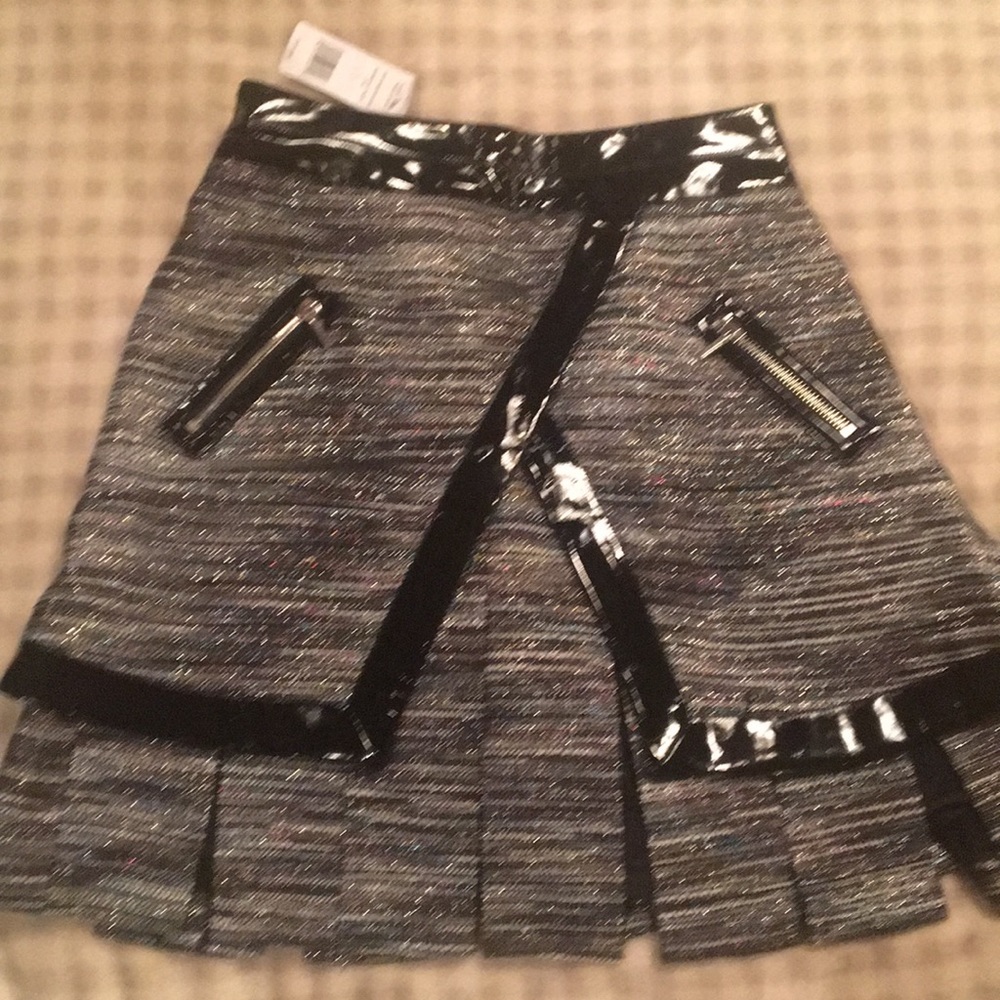 Bebe tweed skirt